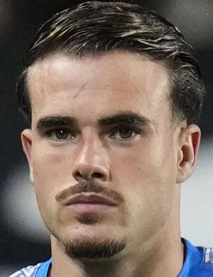 Pep Chavarría, Defender Chelsea