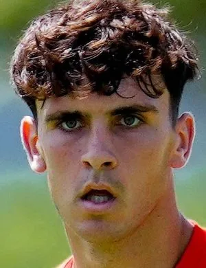 Silvi Clua, midfielder of Casa Pia