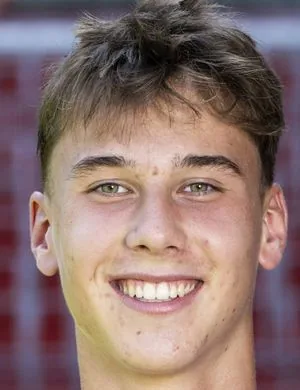 Xander Dierckx, Midfielder Antwerp