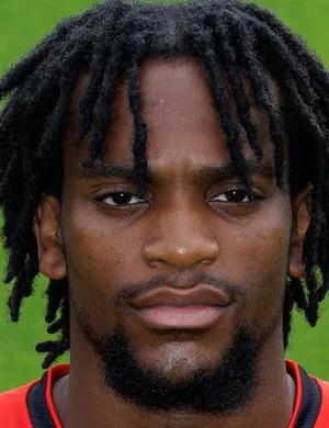 Junior Kadile, Forward Lens