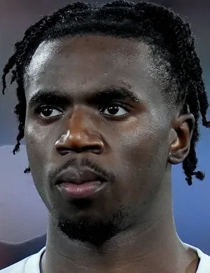 Ngal'ayel Mukau, Midfielder Lille