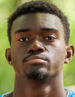 Salomon Patrick Amougou Nkoa, Defender RAAL La Louvière