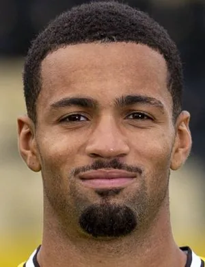 Ethan Nwaneri, Μέσος της ομάδας Borussia Dortmund