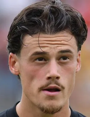 Mile Svilar, Goalkeeper AS Roma